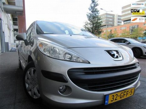 Peugeot 207 - 1.4 VTi Cool 'n Blue 5drs Airco Crusctrl Elecram - 1