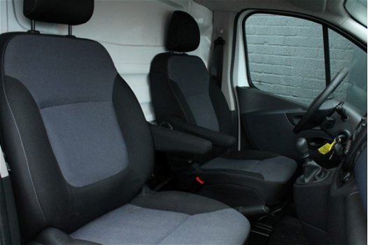 Opel Vivaro - 1.6 CDTI 120PK - Airco - Cruise - PDC - € 9.950, - Ex - 1