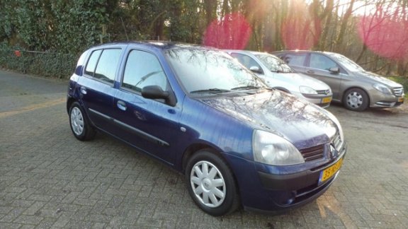 Renault Clio - 1.2 Authentique Comfort 5drs, cv, trekhaak, nap - 1