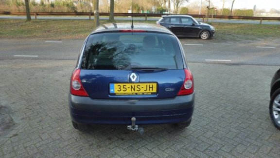 Renault Clio - 1.2 Authentique Comfort 5drs, cv, trekhaak, nap - 1