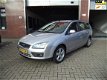 Ford Focus Wagon - 2.0-16V Titanium CLIMA PDC STOELVOERW. Leder NL-Auto - 1 - Thumbnail