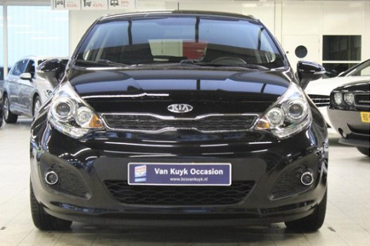 Kia Rio - 1.2 CVVT 85pk Eco Dynamics 5D Super Pack NAVIGATIE / KEYLES / CLIMAAT CONTROL / 17