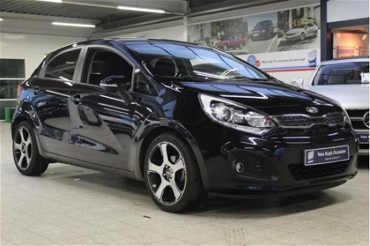 Kia Rio - 1.2 CVVT 85pk Eco Dynamics 5D Super Pack NAVIGATIE / KEYLES / CLIMAAT CONTROL / 17