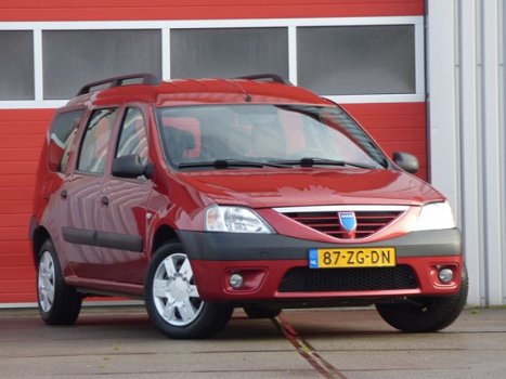 Dacia Logan MCV - 1.6-16V Lauréate 7p - 1