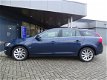 Volvo V60 - D2 Aut. Momentum BPC / Scandinavian / Schuifdak Oncall / Standkachel / Navi - 1 - Thumbnail