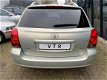 Toyota Avensis Wagon - 2.4 VVTi Executive - 1 - Thumbnail