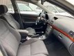 Toyota Avensis Wagon - 2.4 VVTi Executive - 1 - Thumbnail