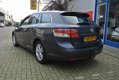 Toyota Avensis Wagon - 1.8 16V VVT-I Dynamic Navigatie - 1 - Thumbnail