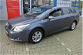 Toyota Avensis Wagon - 1.8 16V VVT-I Dynamic Navigatie - 1 - Thumbnail