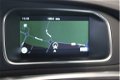 Volvo V40 - 2.0 D4 R-Design Business - 1 - Thumbnail