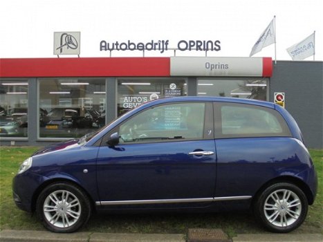 Lancia Y(psilon) - 1.4 Oro Nederlandse Auto met NAP - 1