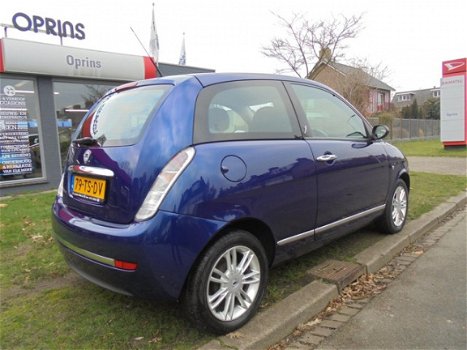 Lancia Y(psilon) - 1.4 Oro Nederlandse Auto met NAP - 1