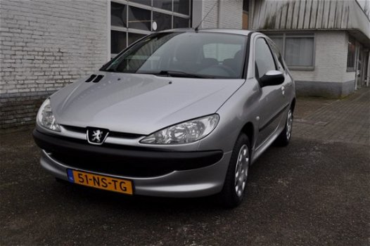 Peugeot 206 - 1.4 X-line - 1