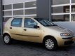 Fiat Punto - 1.2 5Deurs/ Stuurbekrachtiging/RadioCD - 1 - Thumbnail