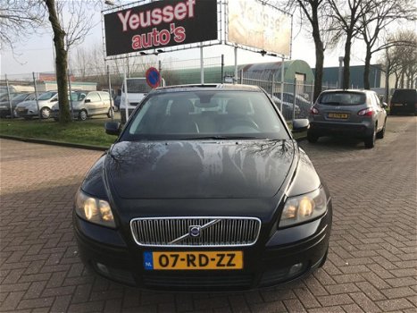 Volvo V50 - 2.0D Momentum - 1