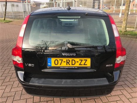 Volvo V50 - 2.0D Momentum - 1