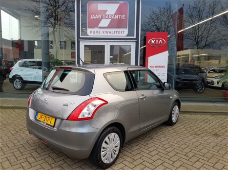 Suzuki Swift - 1.2 Comfort EASSS Airco, Radio CD/USB, Stoelverwarming, Elektrische ramen/spiegels - 1