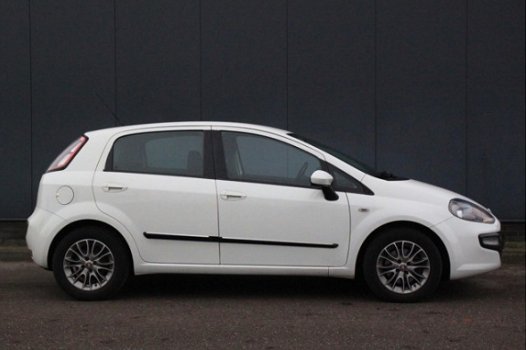 Fiat Punto Evo - 1.3 M-Jet Mylife Navigatie/Lmv/dealer onderhouden - 1