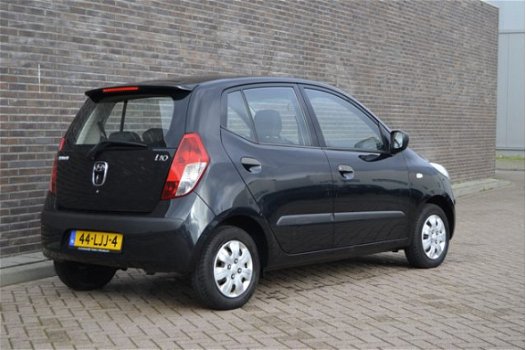 Hyundai i10 - 1.1 Active, Zwart, 5 deurs, nieuwe APK, nette auto en zeer zuinig - 1