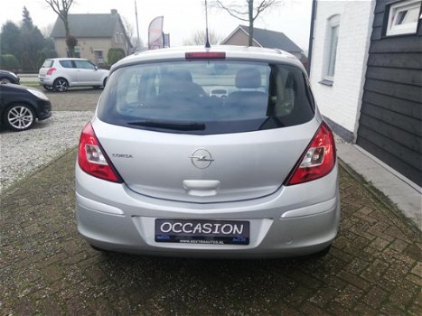 Opel Corsa - 5 deurs 1.2 16v EDITION cruise control airco LEUKE AUTO MET nwe apk + grote beurt - 1