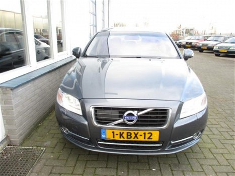 Volvo S80 - 4.4 AWD Executive - 1