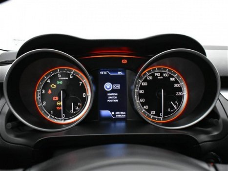 Suzuki Swift - 1.0 Stijl Smart Hybrid Navigatie - Adaptive Cruise Control - Startknop - 1