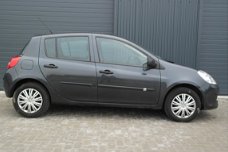 Renault Clio - 1.2-16V Special Line # 5 Deurs, Nieuwe APK