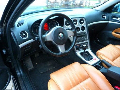 Alfa Romeo 159 - 1.9 JTS Progression Leer, Navi, NL Auto - 1