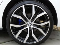 Volkswagen Golf - 1.4 TSI PHEV 204pk GTE met Panorama en 19" velgen