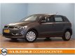 Volkswagen Polo - 1.2 TSI Comfortline 90 pk 5 deurs airco navi lmv - 1 - Thumbnail