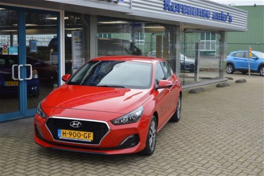 Hyundai i30 Fastback - 1.0 T-GDI 120pk Cruise - 1