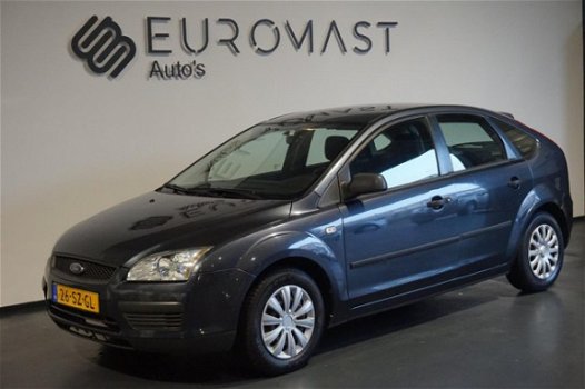 Ford Focus - 1.6-16V Champion Airco/Cruise/5Deurs/Nieuw Apk - 1