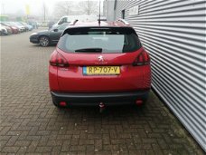 Peugeot 2008 - 1.2 PureTech 110pk Blue Lion/ Navi / Trekhaak/ RUESINK OUTLETPRIJS