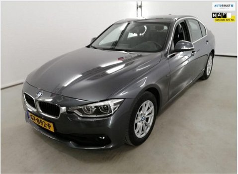 BMW 3-serie - 320d High Executive Automaat Facelift/Schuifdak/Sport-Leer/Groot-Navi/Full-Led/Nieuwst - 1