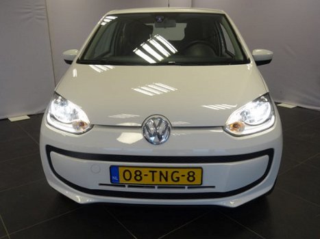 Volkswagen Up! - 1.0 move up BlueMotion lage km stand Navigatie | Airco | Elektrische ramen | Centra - 1