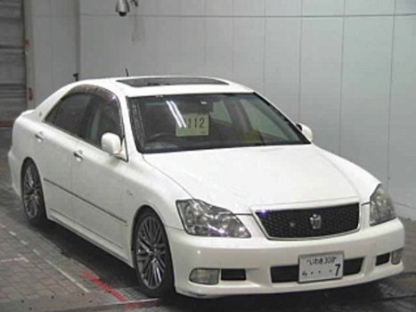 Toyota Crown - 3.5 Athlete 60th Special Edition on it's way to holland, auction report avaliable 25% - 1