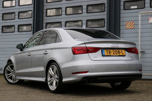 Audi A3 Limousine - 1.4 TFSI AUT 150PK 2X S-Line B&O Drive Select Navi Led Pdc Chroom 115000KM BJ201 - 1