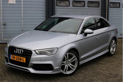 Audi A3 Limousine - 1.4 TFSI AUT 150PK 2X S-Line B&O Drive Select Navi Led Pdc Chroom 115000KM BJ201 - 1