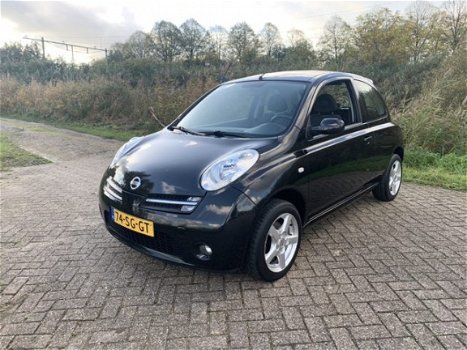 Nissan Micra - 1.4 Tekna Airco, licht metalen velgen - 1