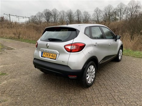 Renault Captur - 1.2 TCe Expression Automaat. 1e eigenaar en slechts 22000 km gelopen - 1