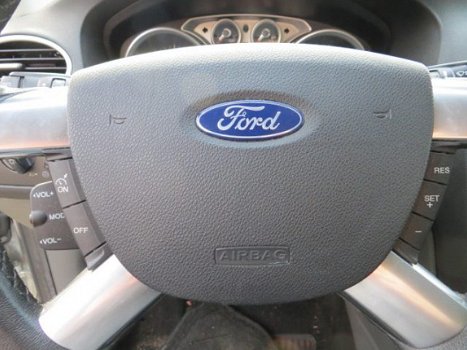 Ford Focus - 1.6 Titanium 129 dkm - 1