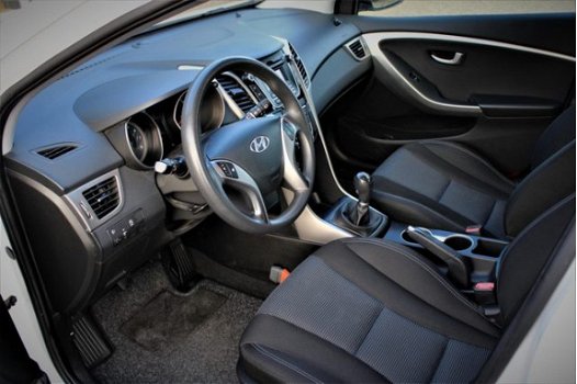Hyundai i30 Wagon - 1.6 GDI i-Drive Cool 135pk ✅NAP| Orig.NL| Airco| Audio stuurbed.| 1e eig.| Deale - 1