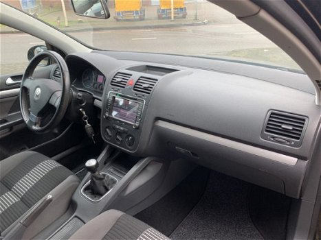 Volkswagen Golf - 1.4 TSI Trendline | lichtmetalen wiel | navigatie | cruise control | - 1