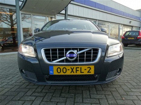 Volvo V70 - D3 Automaat Limited Edition - 1
