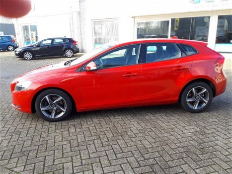 Volvo V40 - 1.6 T2 Summum - 1