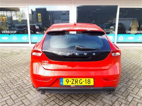 Volvo V40 - 1.6 T2 Summum - 1