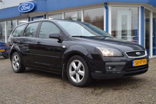 Ford Focus Wagon - 1.6-16V Futura | Cruise Control | Voorruit/stoelverwarming | Dealer Onderhouden | - 1