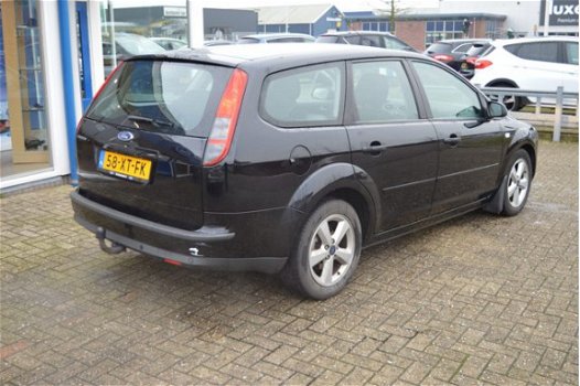 Ford Focus Wagon - 1.6-16V Futura | Cruise Control | Voorruit/stoelverwarming | Dealer Onderhouden | - 1