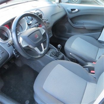 Seat Ibiza - 1.2 TDI Style Ecomotive . 5 deurs. Verkeerd in uitstekende staat van onderhoud. o.a Air - 1