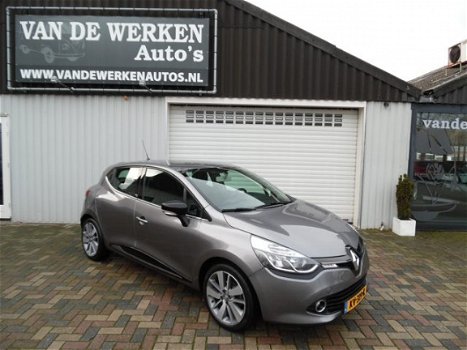 Renault Clio - 0.9 TCe ECO Night&Day R-Link Airco/Navi/17inch/Nap!! - 1